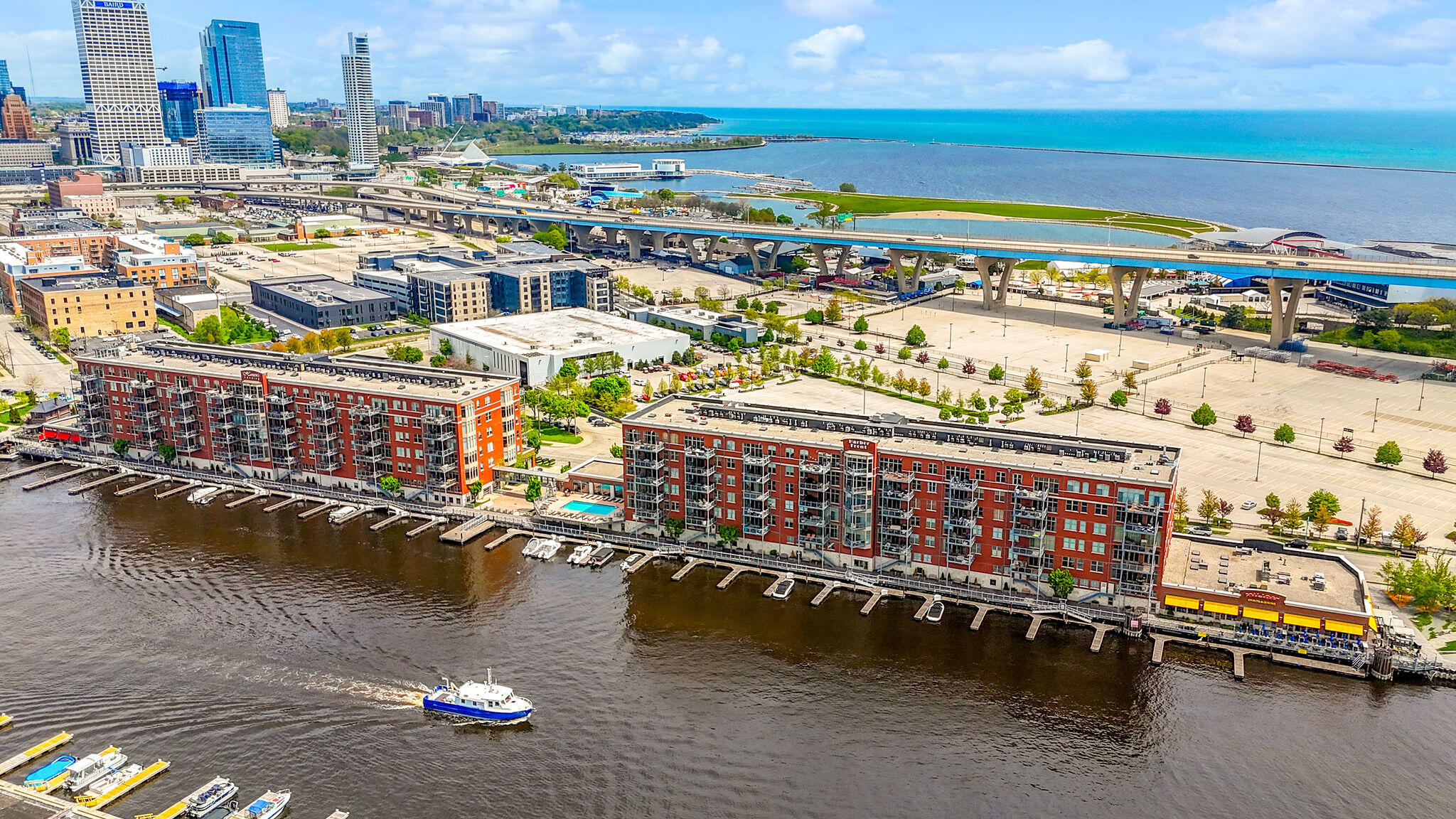 601 East Erie Street, Unit 316 Milwaukee, WI 53202 - Photo 62 of 69 47