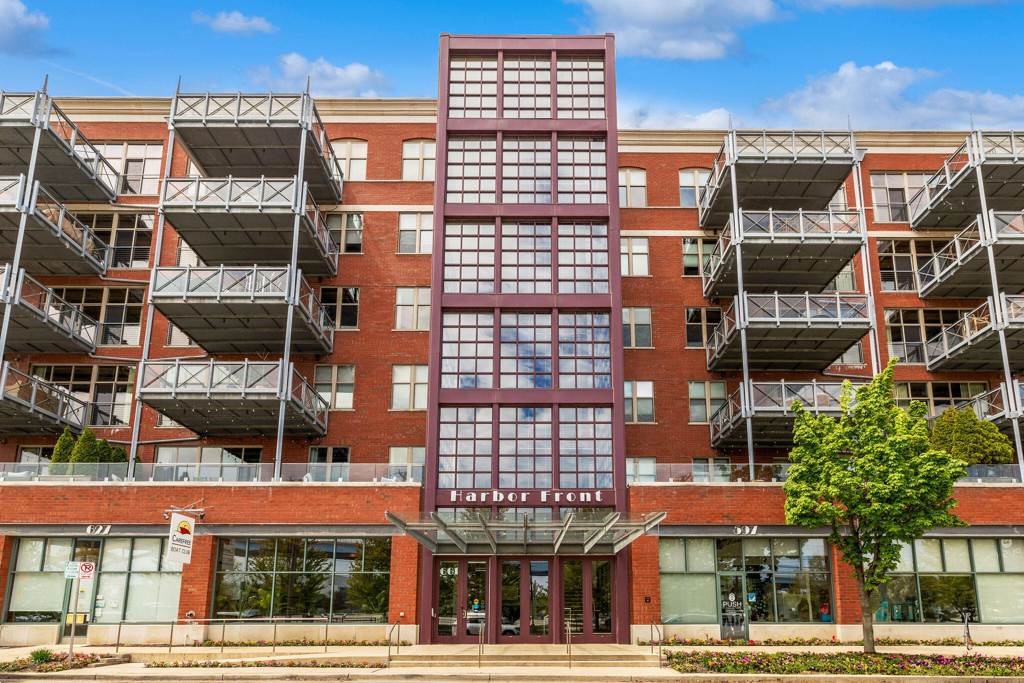 601 East Erie Street, Unit 316 Milwaukee, WI 53202 - Photo 69 of 69 40