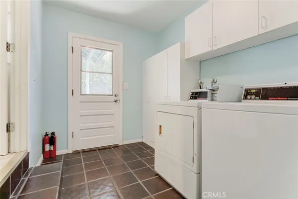 $1,199,000 | 6648 Gaviota Avenue, Lake Balboa, CA 91406