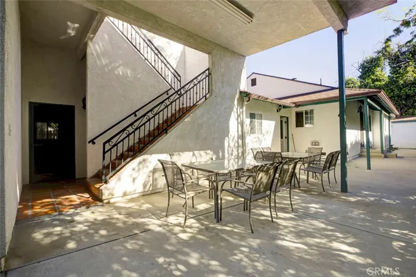 $1,199,000 | 6648 Gaviota Avenue, Lake Balboa, CA 91406