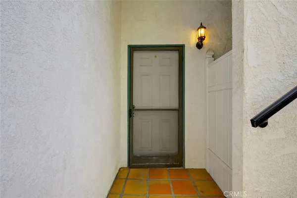 $1,199,000 | 6648 Gaviota Avenue, Lake Balboa, CA 91406