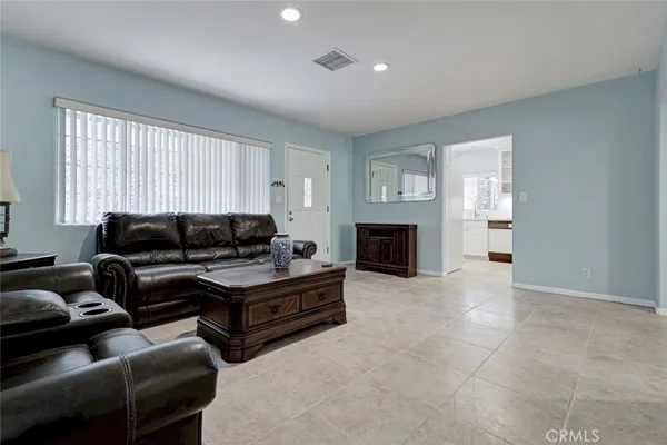 $1,199,000 | 6648 Gaviota Avenue, Lake Balboa, CA 91406