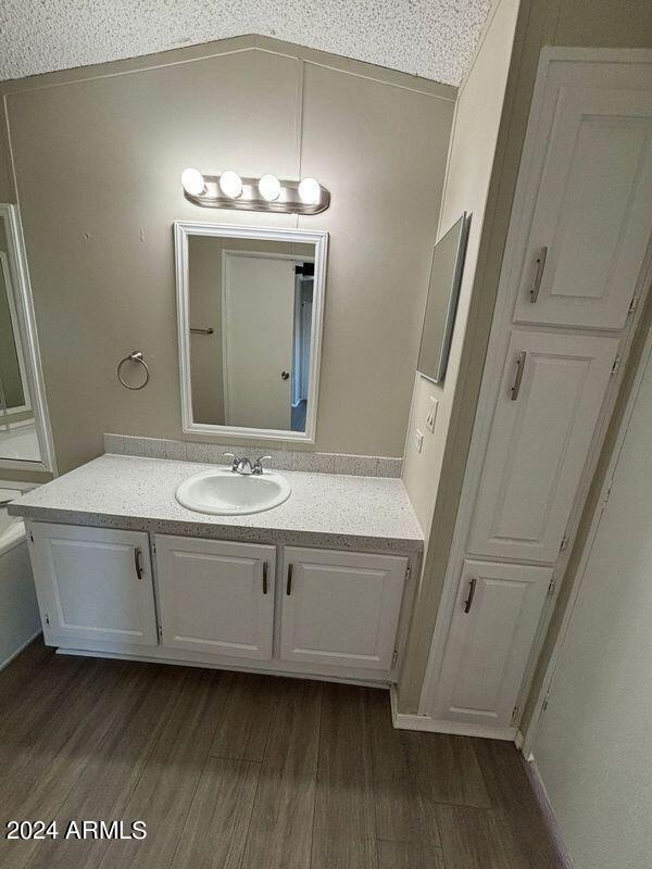 555 West Warner Road, Unit 65 Chandler, AZ 85225 - Photo 7 of 26 Image-20