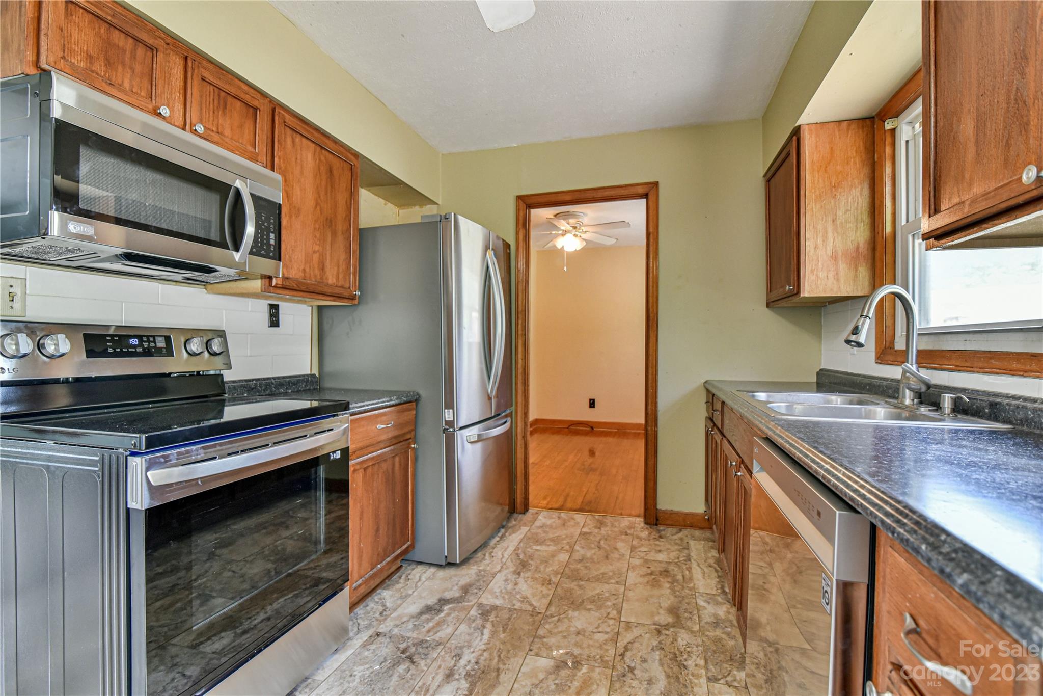 23 Holbrook Road Candler, NC 28715 - Photo 14 of 42 Gallery Image 14