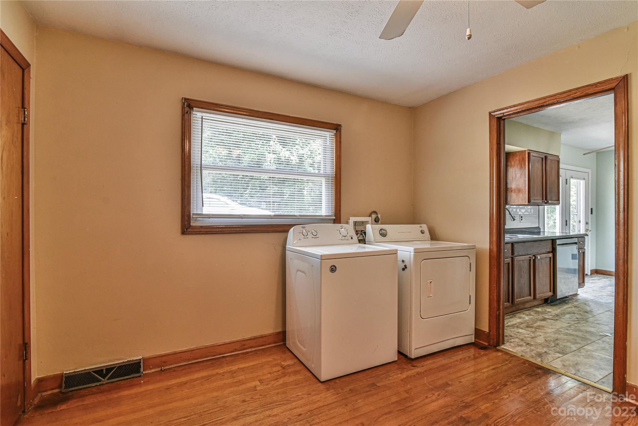 23 Holbrook Road Candler, NC 28715 - Photo 15 of 42 Gallery Image 15