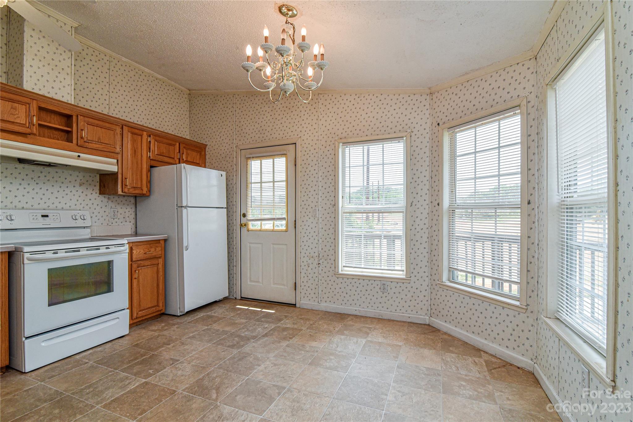 23 Holbrook Road Candler, NC 28715 - Photo 33 of 42 Gallery Image 33