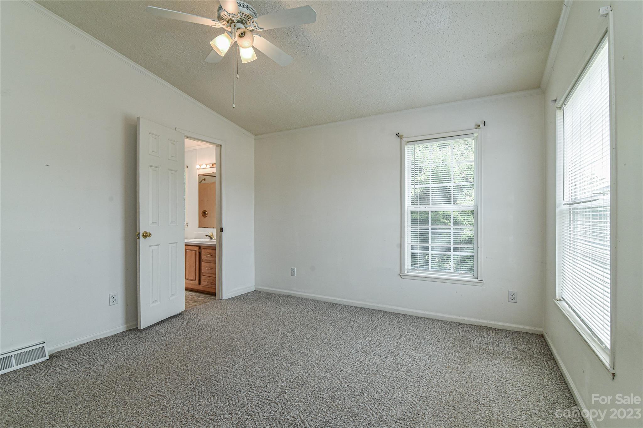 23 Holbrook Road Candler, NC 28715 - Photo 37 of 42 Gallery Image 37