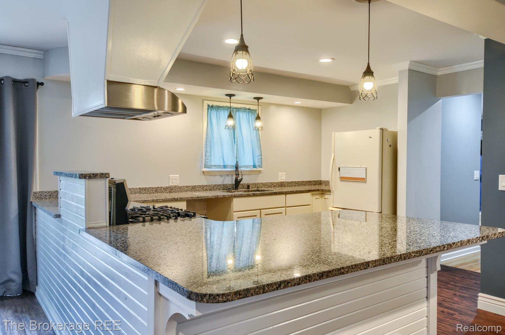 5241 North State Road Davison, MI 48423 - Photo 5 of 44 SD3_8710-HDR(5).jpg