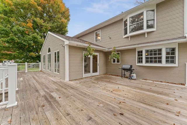 $699,000 | 8 Margaret Street, Essex, VT 05452