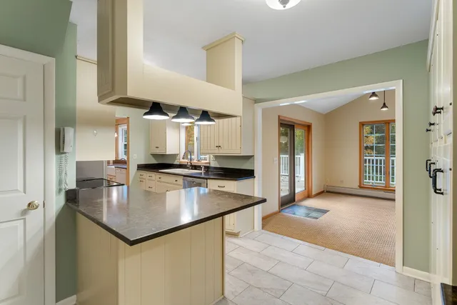 $699,000 | 8 Margaret Street, Essex, VT 05452