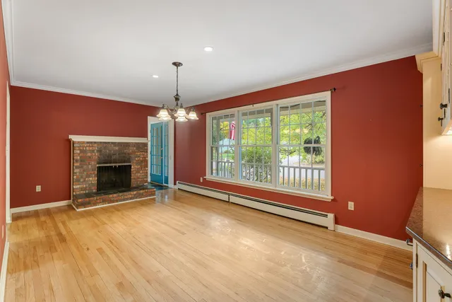 $699,000 | 8 Margaret Street, Essex, VT 05452