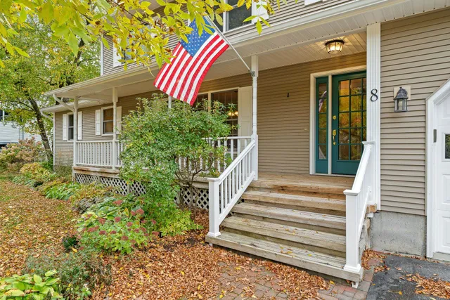 $699,000 | 8 Margaret Street, Essex, VT 05452