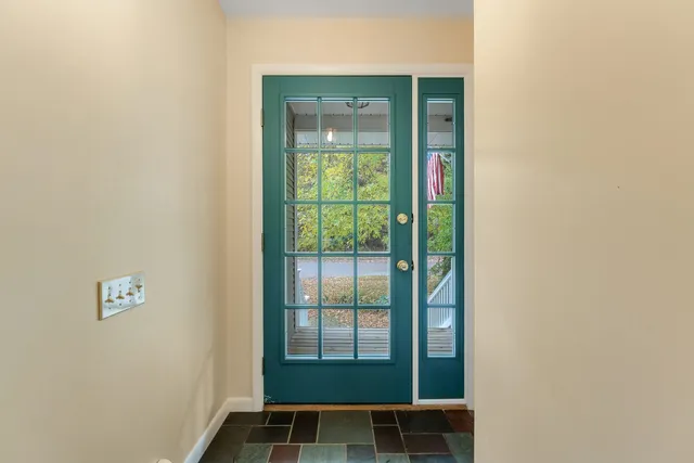 $699,000 | 8 Margaret Street, Essex, VT 05452