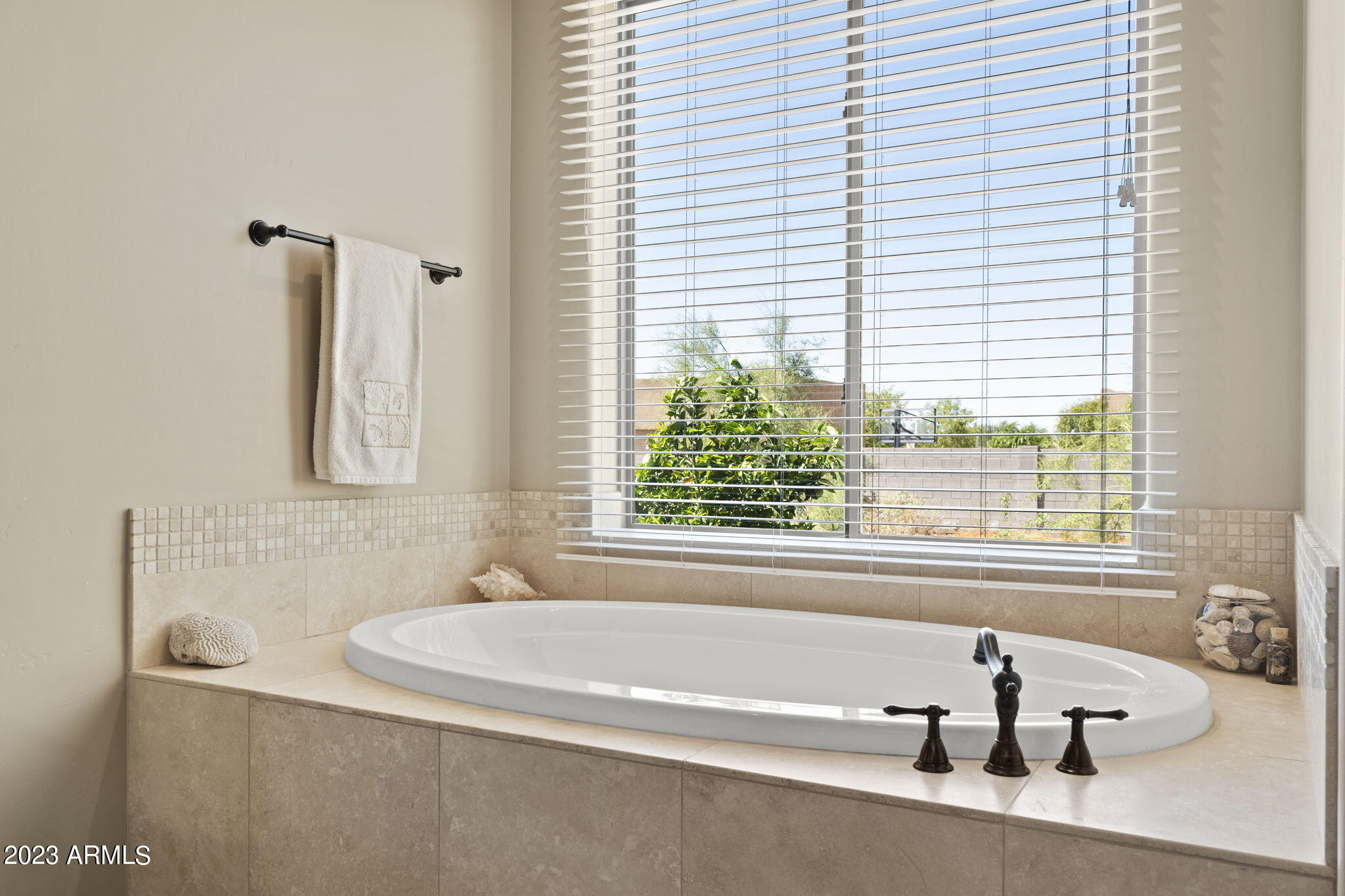 921 East Irvine Road Phoenix, AZ 85086 - Photo 16 of 47