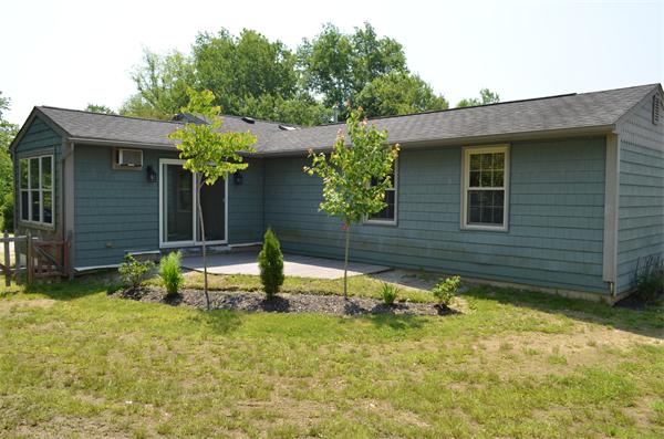 107 West Dudley Road Dudley, MA 01571 - Photo 3 of 30 Gallery Image 3