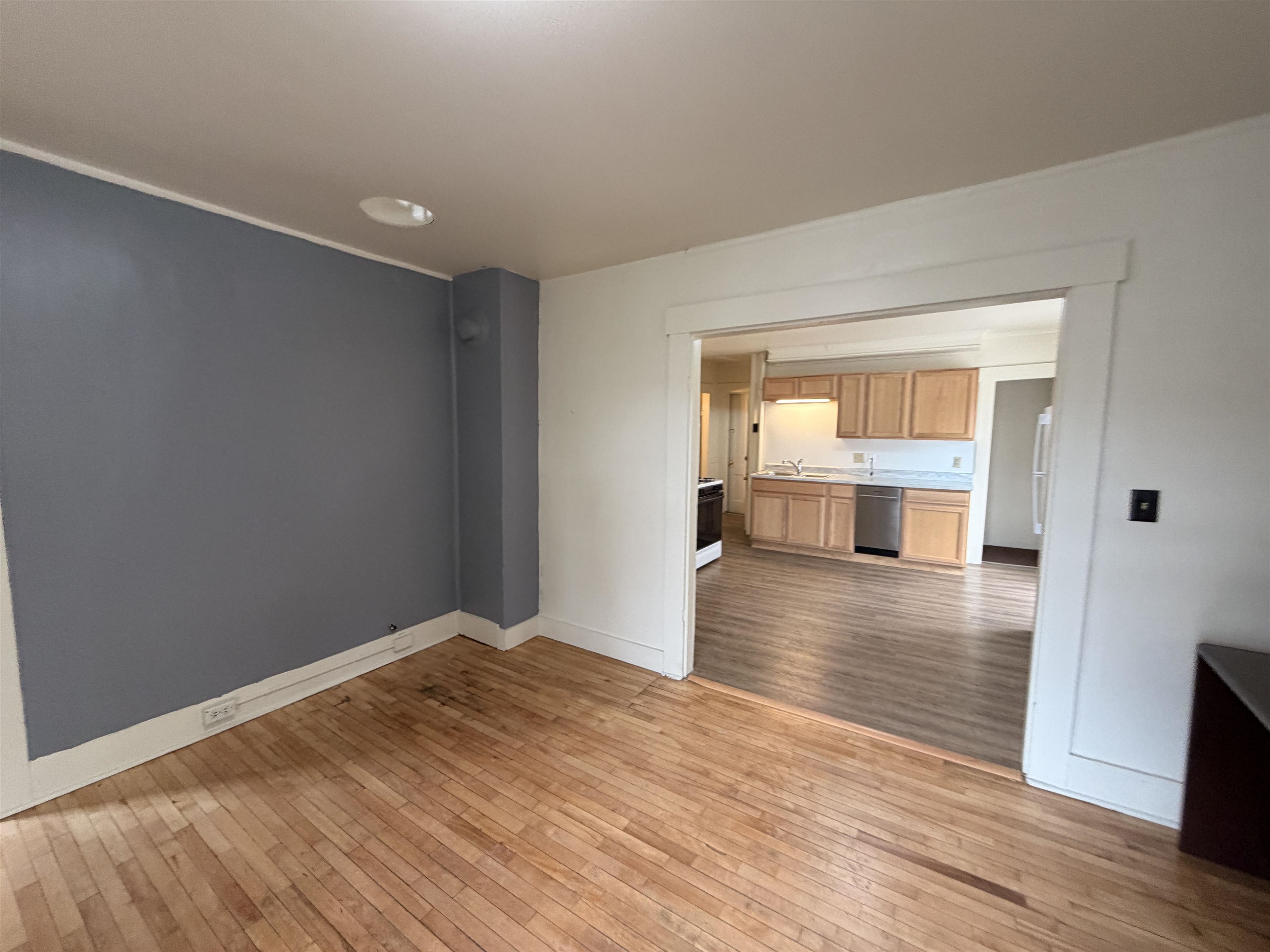 2 Plain Street Barre, VT 05641 - Photo 5 of 14