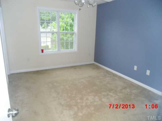 3016 Andover Glen Road Raleigh, NC 27604 - Photo 5 of 6 Photo 5