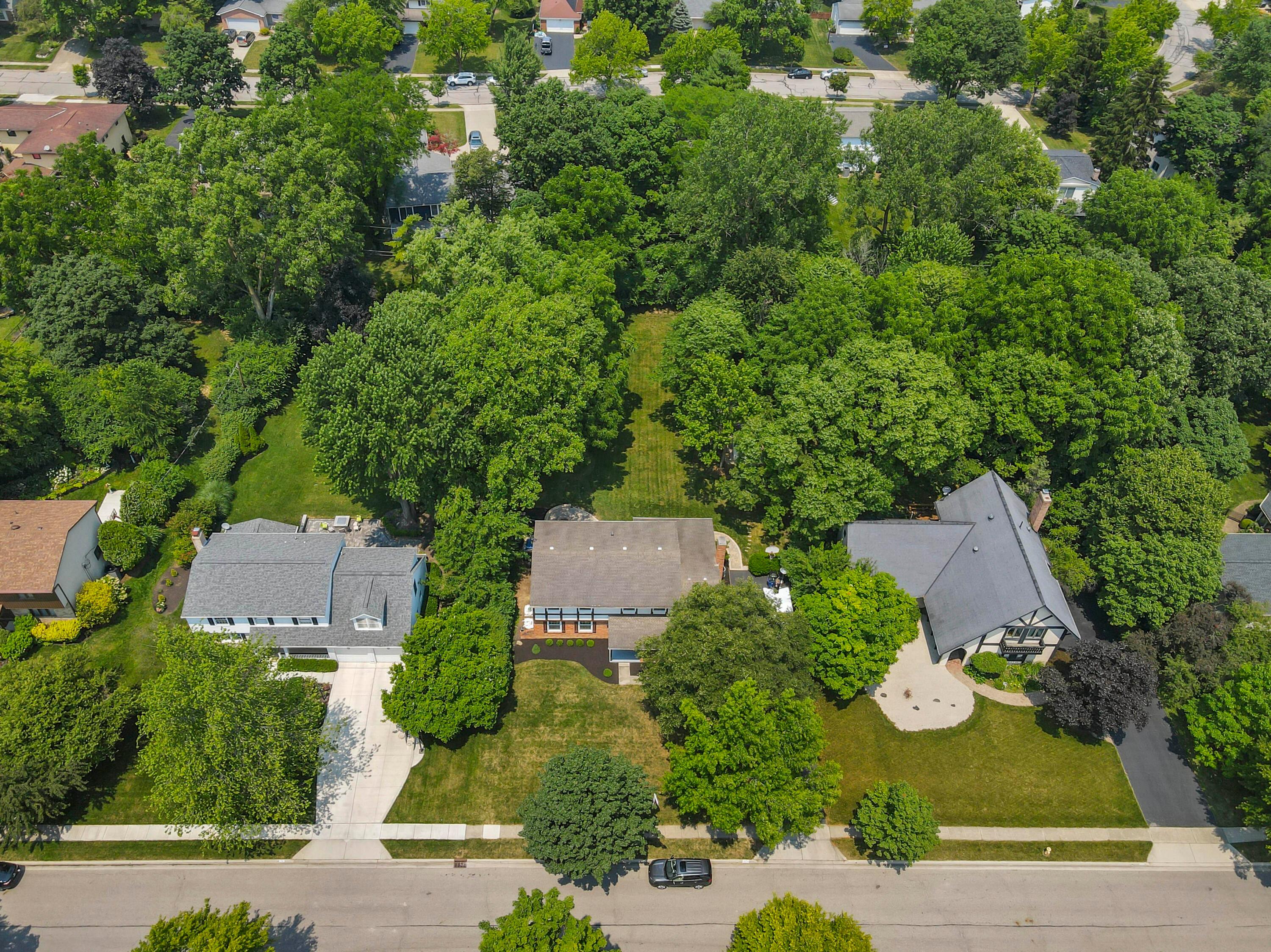 1274 Windham Road Upper Arlington, OH 43220 - Photo 6 of 50
