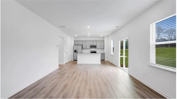 $2,180 | 139 Shenandoah Lane, LaGrange, GA 30241