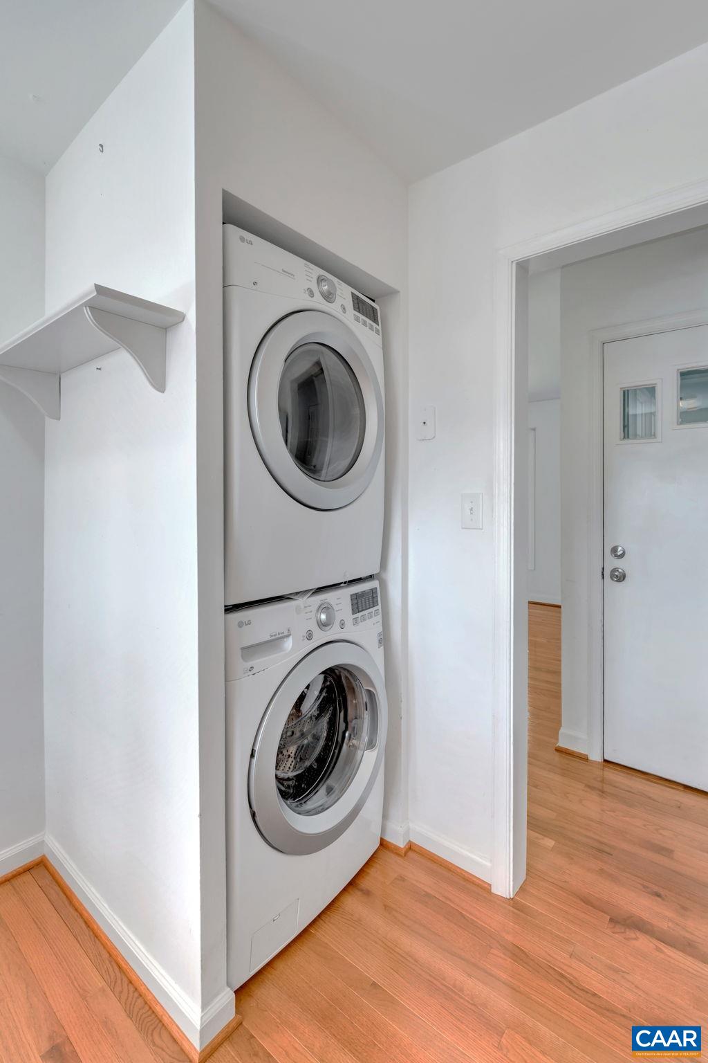 392 Minor Ridge Road Charlottesville, VA 22901 - Photo 18 of 47 a utility room with dryer and washer