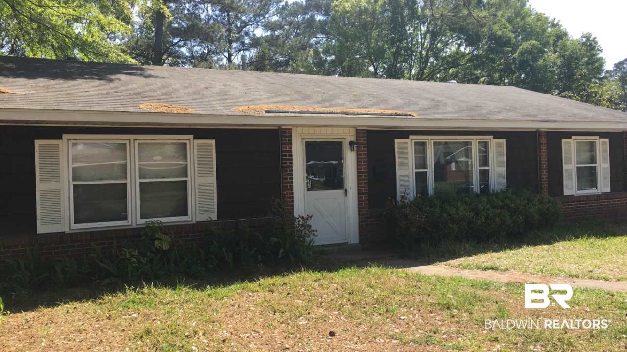 654 Grand Boulevard Mobile, AL 36611 - Photo 1 of 26