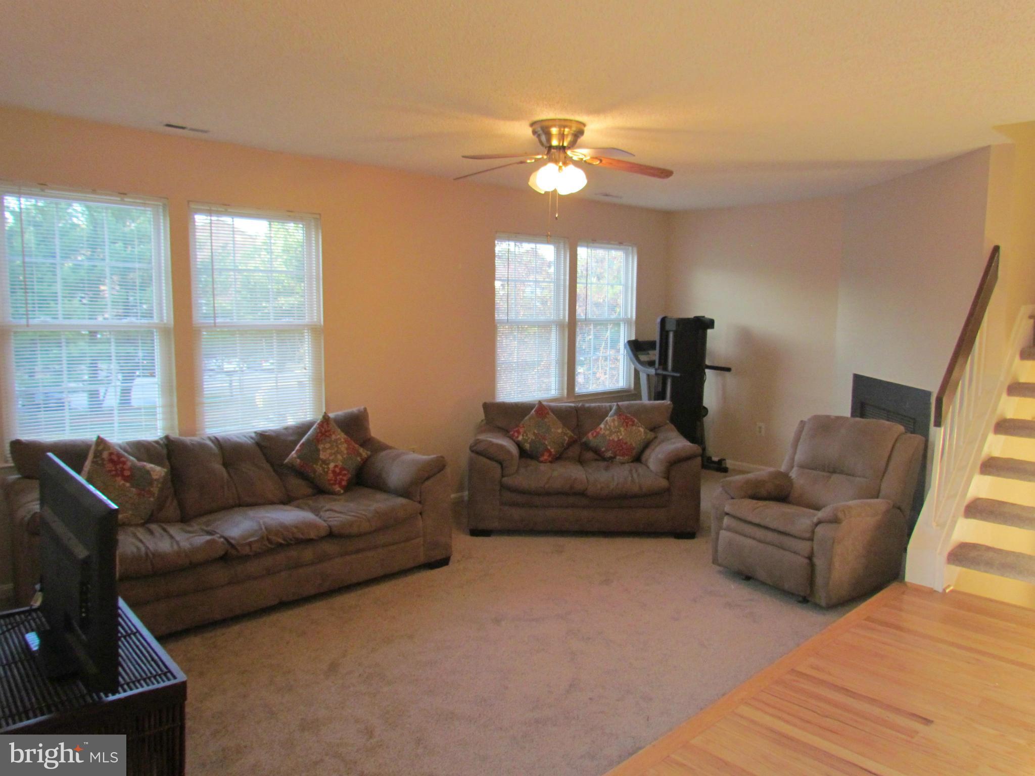 6933 Mayfair Terrace Laurel, MD 20707 - Photo 3 of 21 Living Room