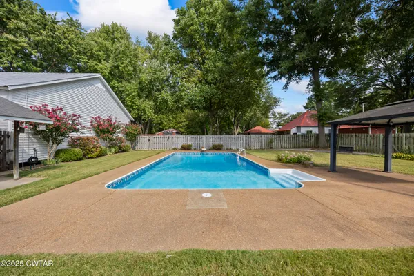 $425,000 | 375 East Park Street, Alamo, TN 38001