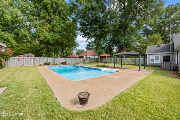 $425,000 | 375 East Park Street, Alamo, TN 38001