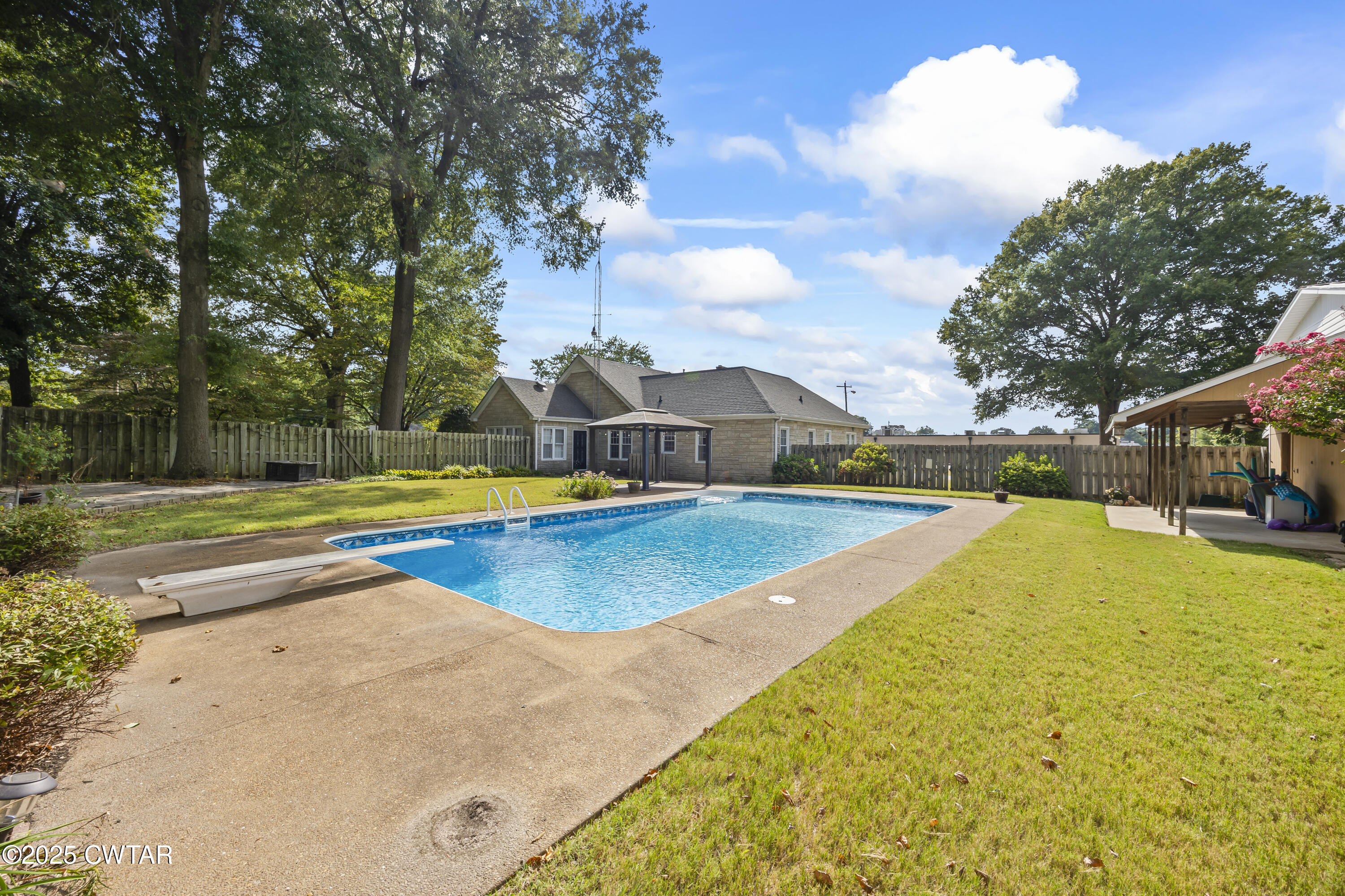 375 East Park Street Alamo, TN 38001 - Photo 25 of 25 E02A5054