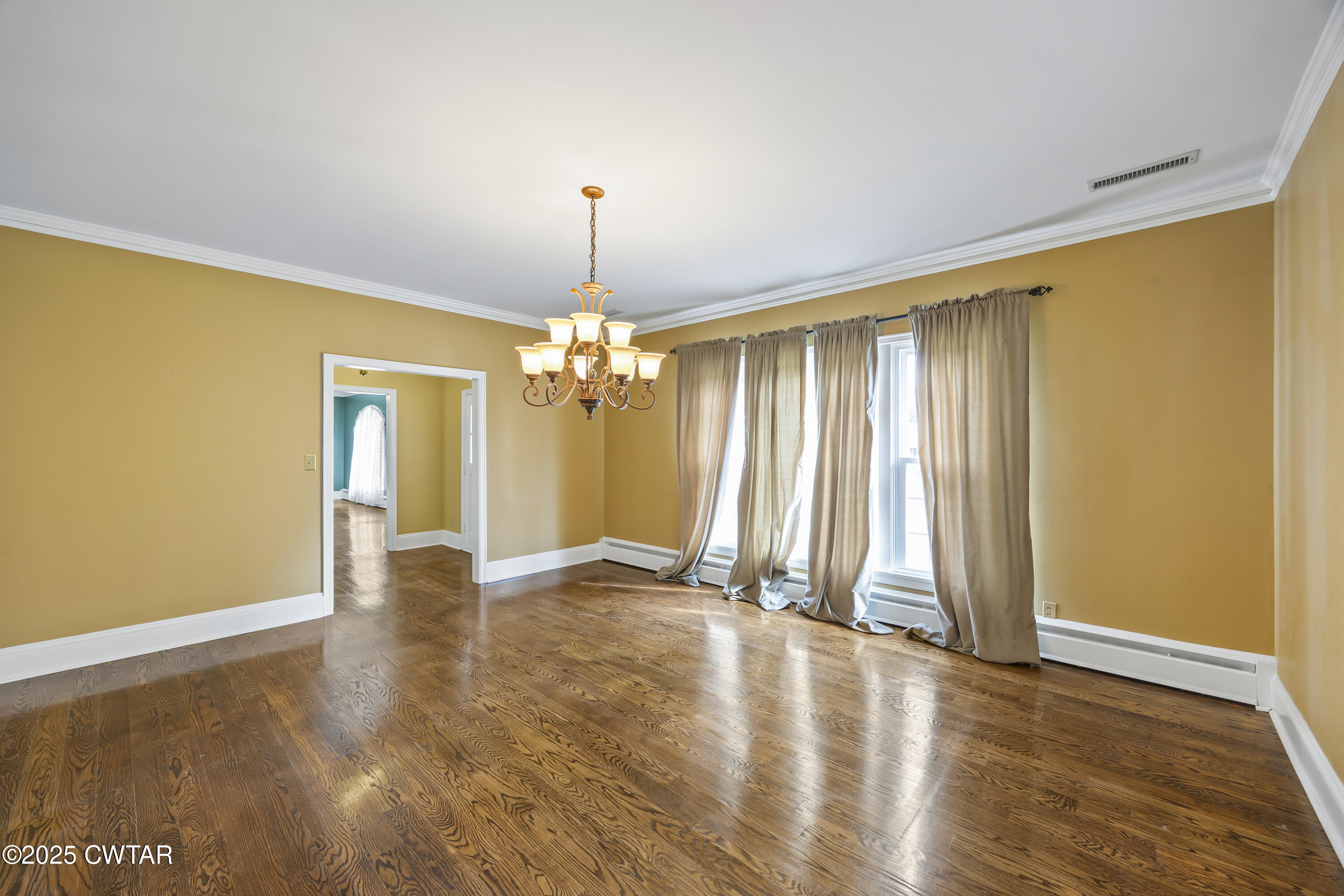 375 East Park Street Alamo, TN 38001 - Photo 9 of 25 E02A5095