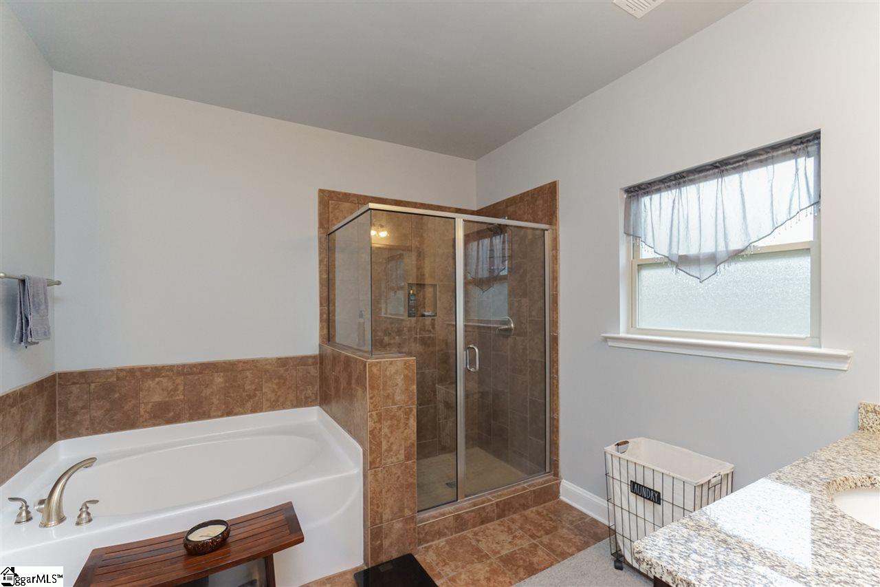 313 Rabbit Run Trail Simpsonville, SC 29681 - Photo 16 of 27 Gallery Image 16