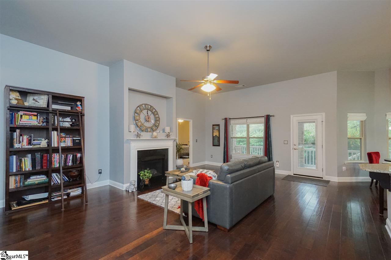 313 Rabbit Run Trail Simpsonville, SC 29681 - Photo 6 of 27 Gallery Image 6