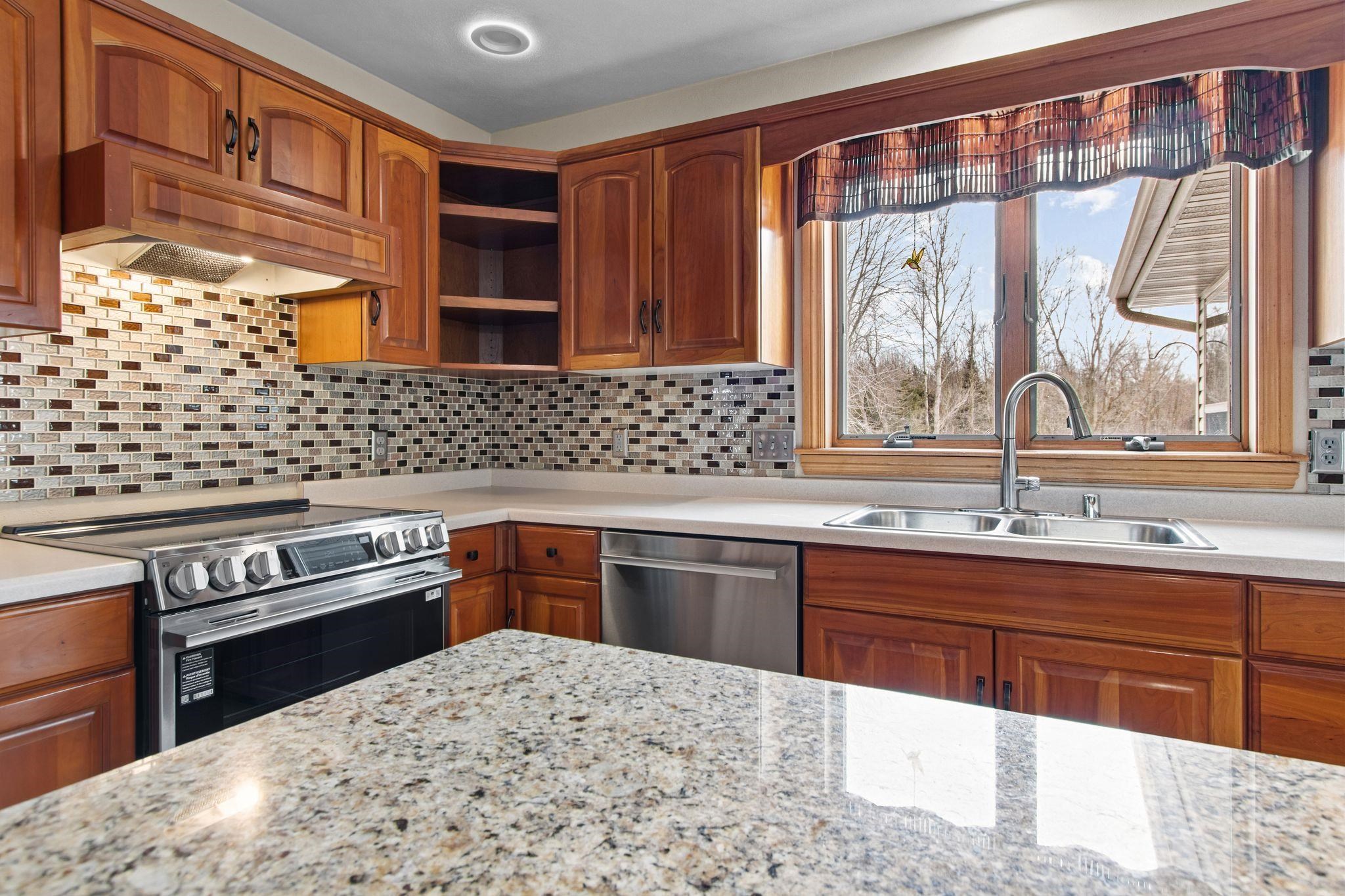 W3165 Center Valley Road Freedom, WI 54165 - Photo 14 of 77