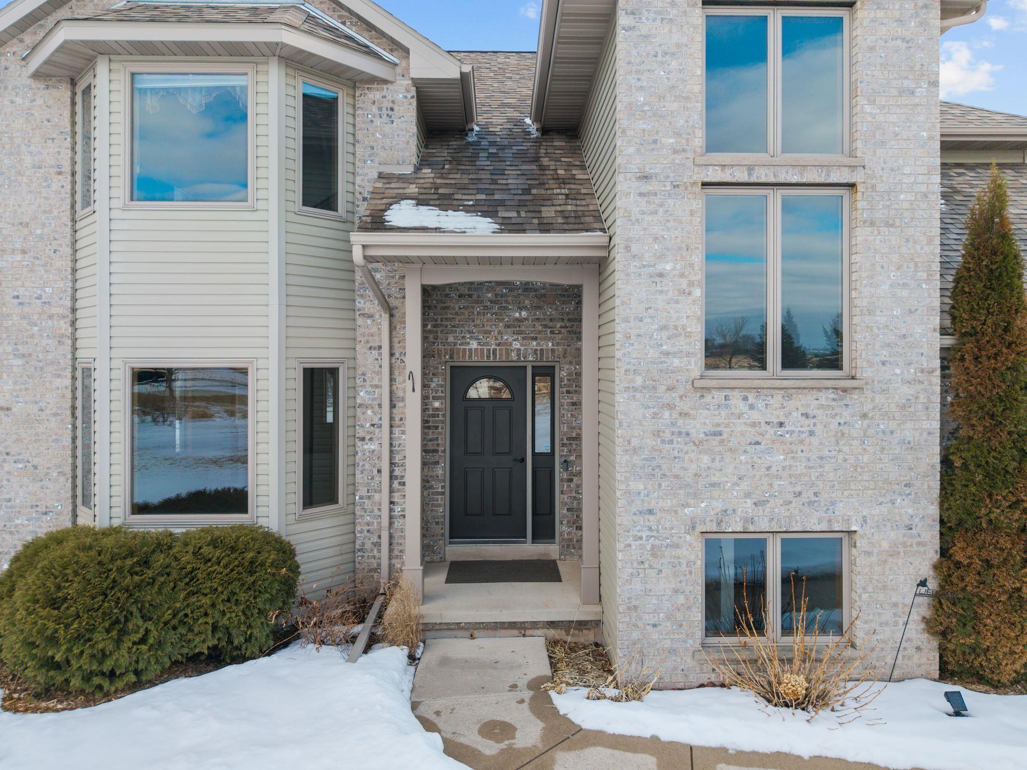 W3165 Center Valley Road Freedom, WI 54165 - Photo 5 of 77