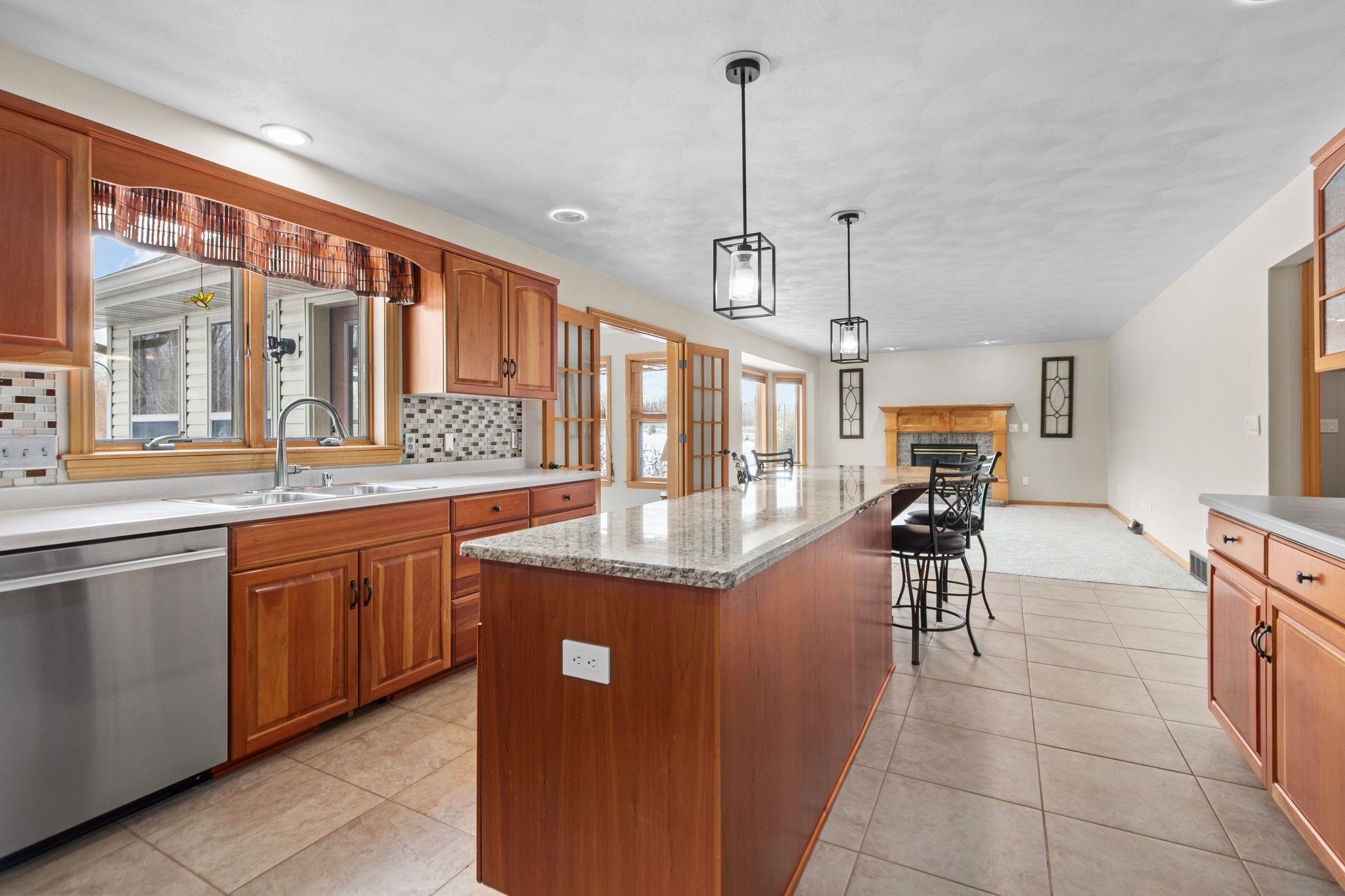 W3165 Center Valley Road Freedom, WI 54165 - Photo 10 of 77