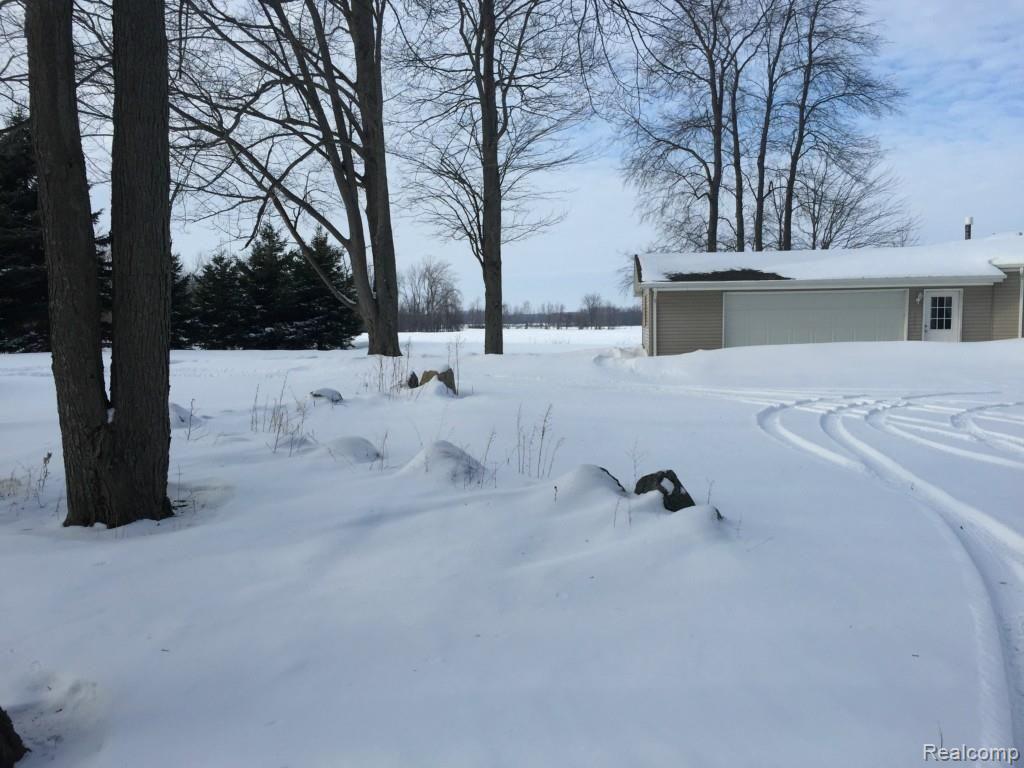 3380 Marlette Road Applegate, MI 48401 - Photo 2 of 31 IMG_2838.jpg