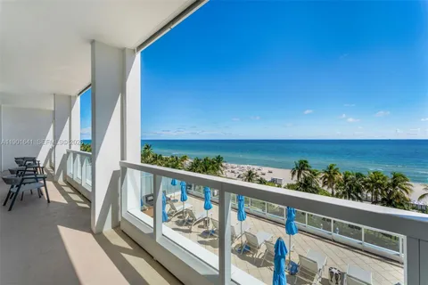 $12,000,000 | 4391 Collins Avenue, Unit 512, Miami Beach, FL 33140