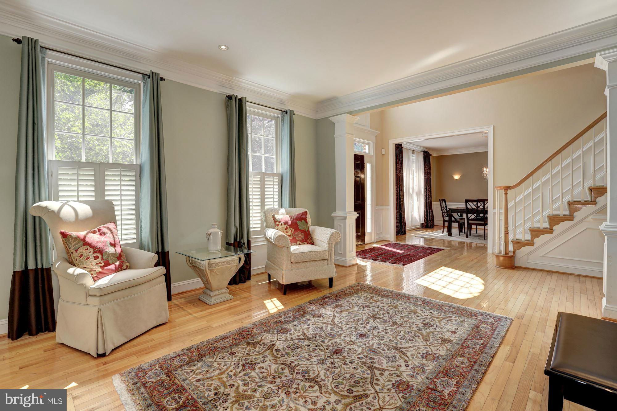11500 Ridge Mist Terrace Potomac, MD 20854 - Photo 3 of 30 Living Room