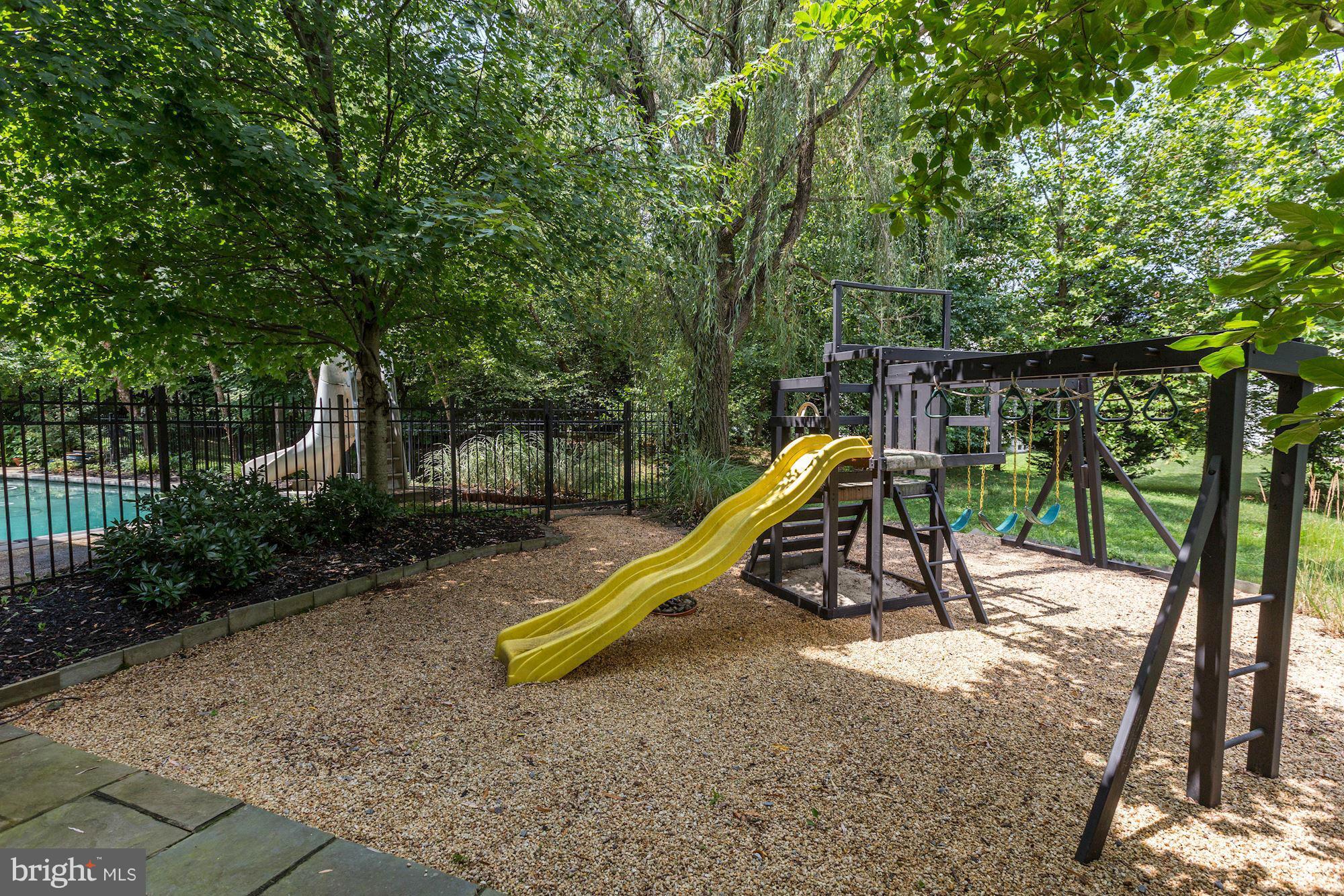 11500 Ridge Mist Terrace Potomac, MD 20854 - Photo 24 of 30 Back Yard