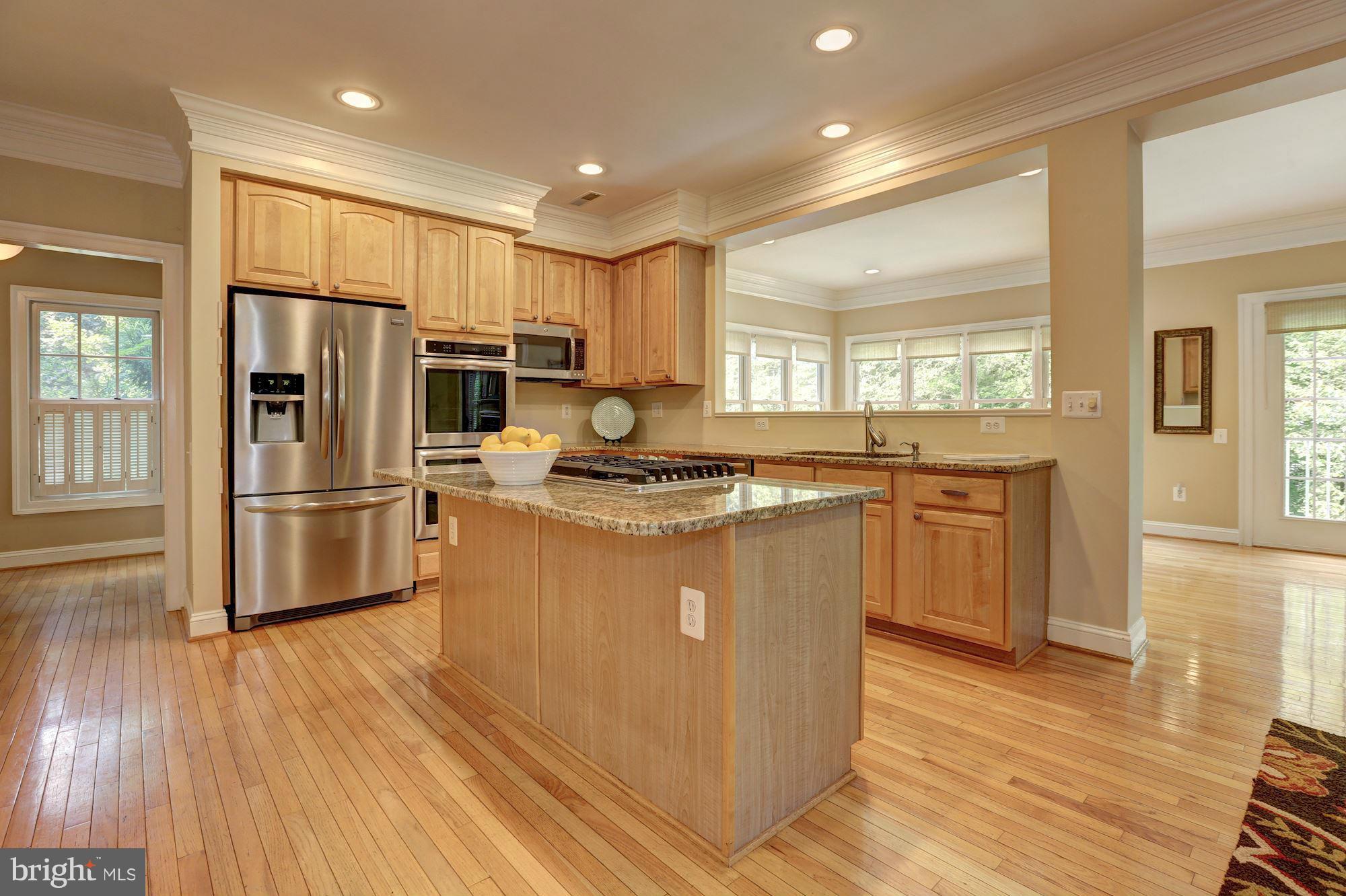 11500 Ridge Mist Terrace Potomac, MD 20854 - Photo 6 of 30 Kitchen