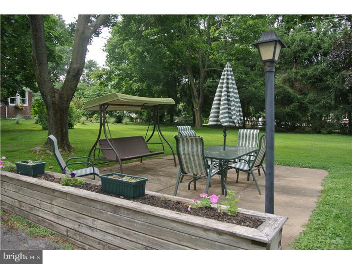 2940 South Manor Road Coatesville, PA 19320 - Photo 12 of 15 Patio