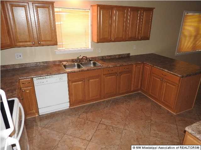 10018 Goodman Road Olive Branch, MS 38654 - Photo 10 of 24 Additional Photo