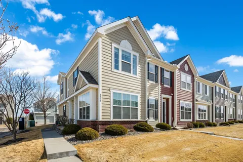 $380,000 | 8410 Jonquil Lane North, Maple Grove, MN 55369