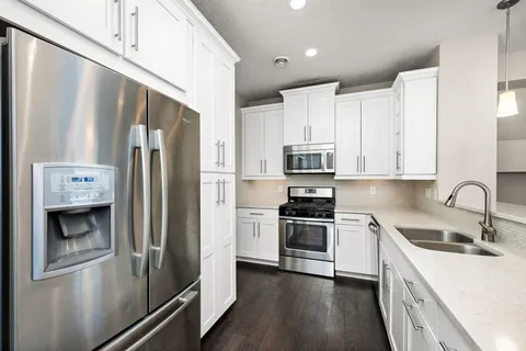 $370,000 | 8410 Jonquil Lane North, Maple Grove, MN 55369