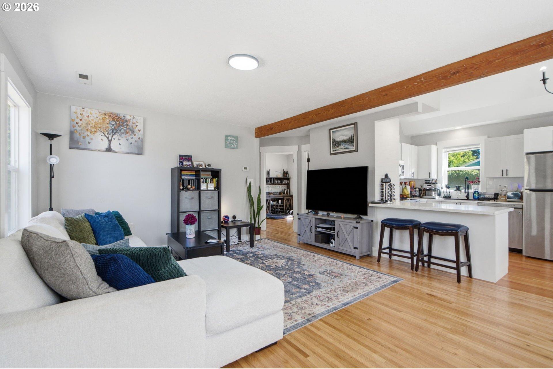 13402 Southeast Bush Street Portland, OR 97236 - Photo 5 of 26 Gallery Image 5