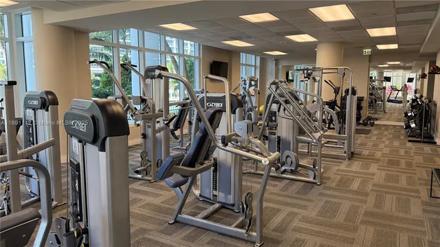 $550,000 | 801 Brickell Key Boulevard, Unit 908, Miami, FL 33131