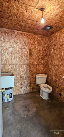 $749,000 | 30 South Commercial Street, Cambridge, ID 83610