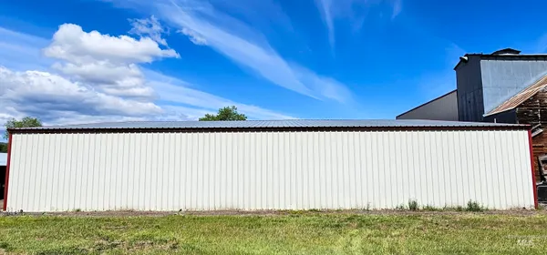 $749,000 | 30 South Commercial Street, Cambridge, ID 83610