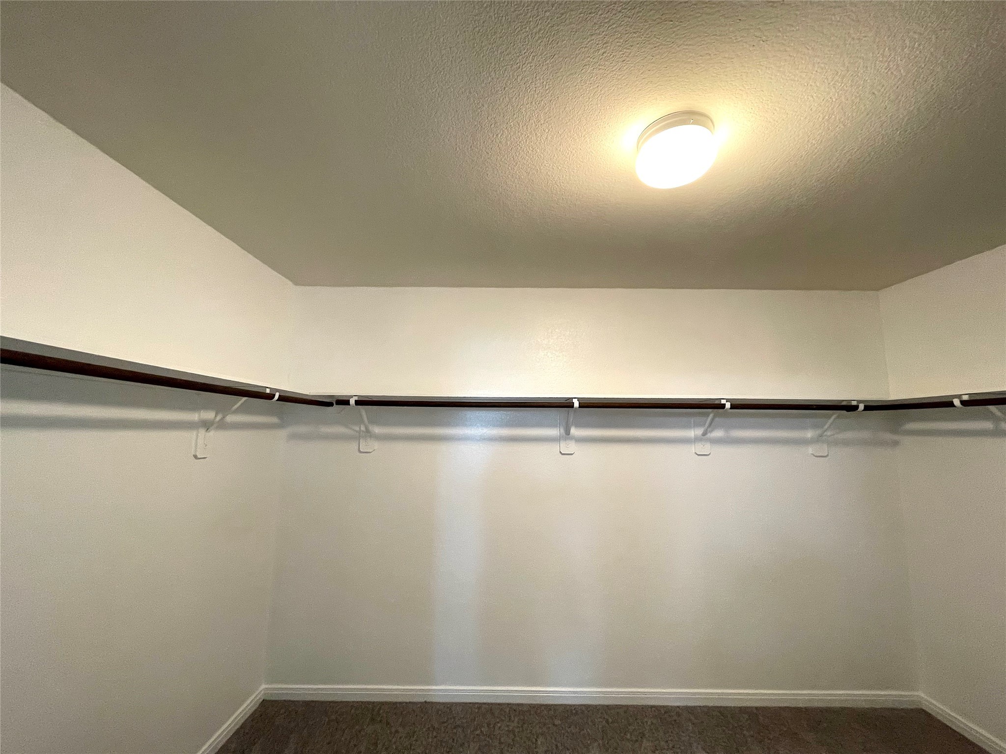 6714 Dayridge Lane Houston, TX 77048 - Photo 14 of 27 a view of a room