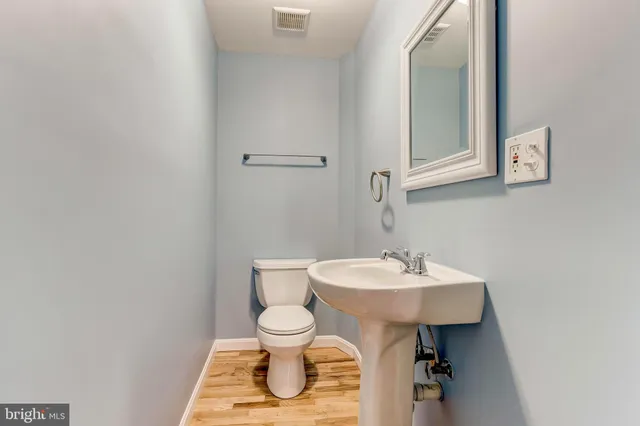 $2,100 | 1049 South Charles Street, Baltimore, MD 21230